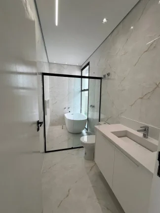 Imagem Casa alto padrão no condomínio Portal Bragança