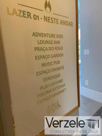 Imagem Apartamento 4 ou + dormitórios para Venda em Balneário Camboriú / SC no bairro Centro