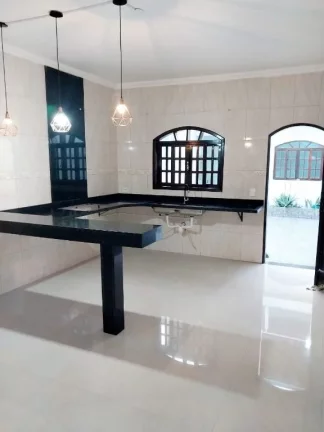 Imagem Sobrado com 2 dormitórios à venda, 134 m² por R$ 420.000,00 - Jardim Moraes - Itaquaquecetuba/SP