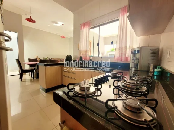 Imagem Casa com 3 Quartos (2 Suítes), 4 Banheiros, Edícula Completa e 2 Vagas no Jardim Oriente – 250m² de Terreno e 160m² de Construção