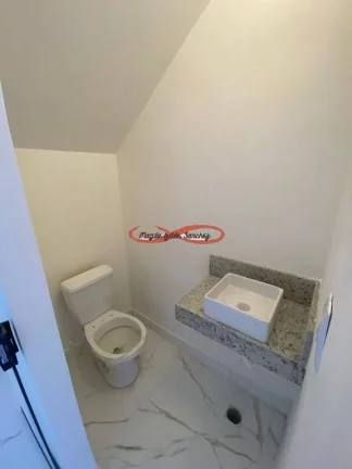 Imagem SOBRADOS DE TRÊS DORMITÓRIOS À VENDA NA CIDADE LÍDER - ZL SÃO PAULO.