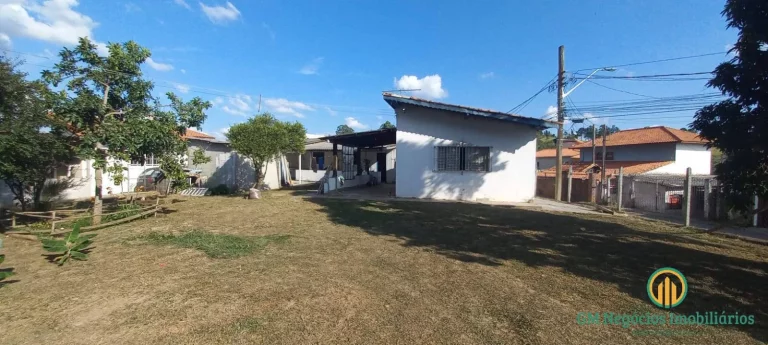 Imagem Terreno amplo em bairro residencial e zona mista São Roque
