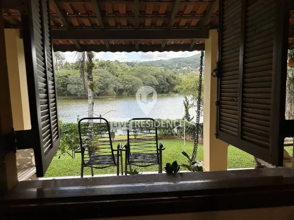 Imagem Chácara Á venda no condomínio Capela do Barreiro frente ao Lago
