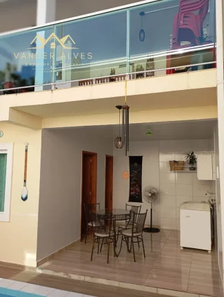 Imagem Imperdível oportunidade de adquirir sua casa dos sonhos em Pontal do Paraná-PR, Balneário Praia de Shangrilá! 3 quartos, 1 suíte, 2 salas, 2 vagas de garagem, 300,00 m² de área.