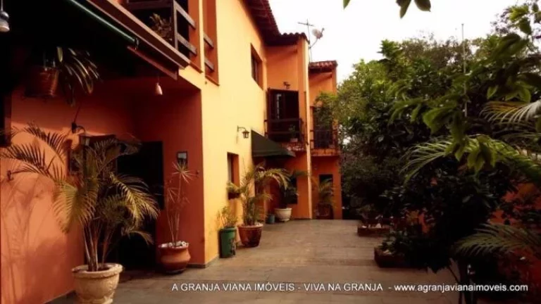 Imagem Casa com 3 dormitórios à venda, 198 m² - GRANJA VIANA – VILA DIVA - Carapicuíba/SP