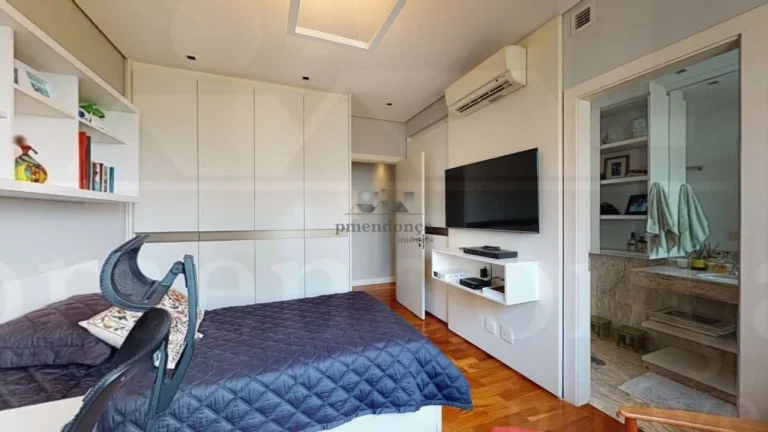 Imagem Apartamento à venda com 3 quartos e 5 vagas em Alto De Pinheiros-SP, 376m²