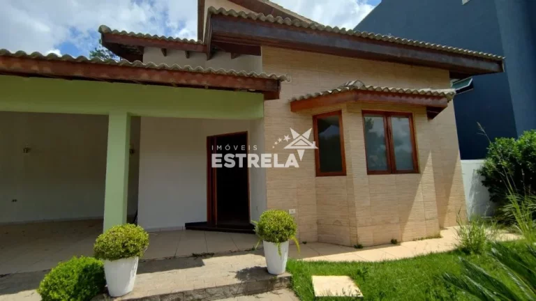 Imagem Casa de Condomínio com 06 Dorms à Venda