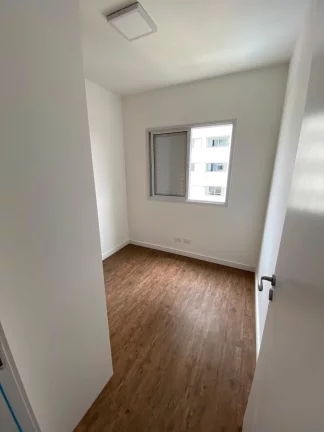Imagem Lindo Apartamento Semi mobiliado de 2 dormitórios e 1 vaga de garagem no Jardim Colorado (Sapopemba) a 5min da Estação São Lucas