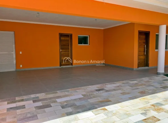 Imagem Casa à venda, em condomínio, Parque Xangrilá, Campinas, 4 quartos.
Casa térrea, 4 quartos, sendo...