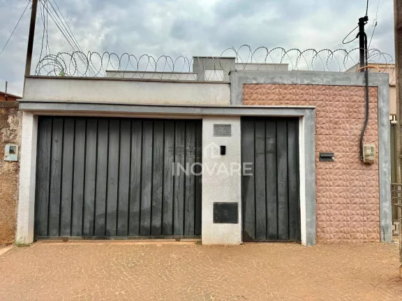 Imagem Casa com 2 dormitórios à venda, 1 m² por R$ 140.000,00 - Setor Planalto - Itumbiara/GO