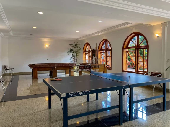 Imagem Apartamento à venda em Campos do Jordão – Luxuosa cobertura triplex
