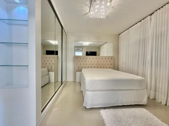 Imagem Apartamento 4 Dormitórios - Bairro Navegantes