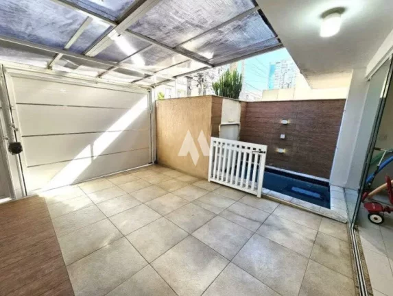 Imagem Sobrado com 3 quartos à venda, 170m² - Encruzilhada/Santos