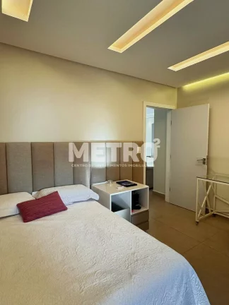 Imagem Casa à venda no Aplhaville com 4 suítes, sendo dois com banheira