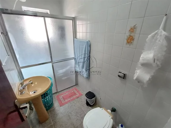 Imagem Espaçosa Casa Geminada 3 Quartos no Ocian - Praia Grande, SP