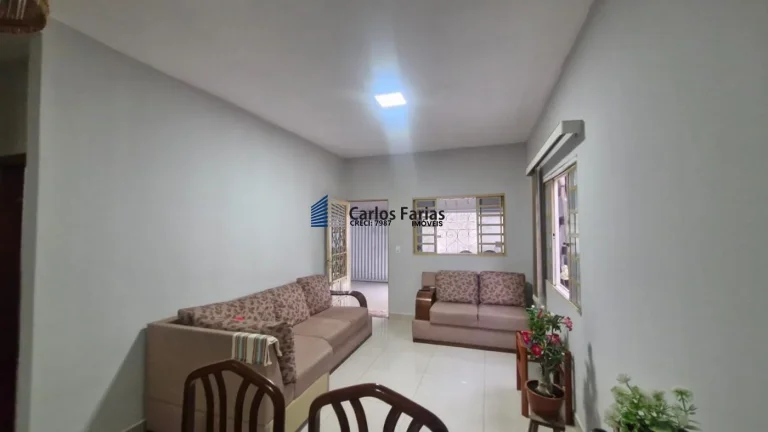 Imagem Casa para Venda em Cidade Ocidental, Centro, 2 dormitórios, 1 suíte, 2 banheiros, 2 vagas