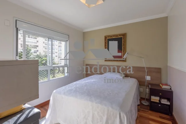 Imagem Apartamento na Vila Romana com 3 suítes e 3 vagas, 153m²