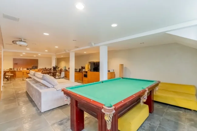 Imagem Casa City América - 383M², 3 Dorms, 3 Suítes, 2 Salas, Mobiliada, Móveis Planejados, Próximo ao Parque Toronto, Despensa, Depósito, Copa.