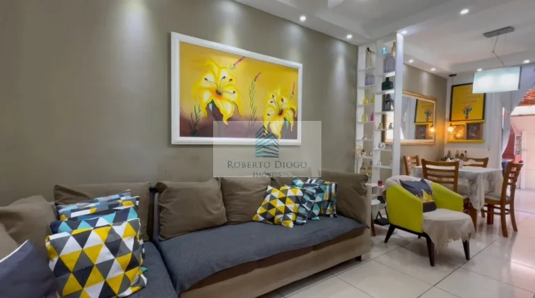 Imagem Casa em Condomínio de Luxo com 3 Quartos e Suíte na Vargem Pequena, Rio de Janeiro-RJ. Aproveite!