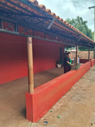Imagem ALUGA-SE LINDA CHÁCARA TODA DE LAGE AREA EM L