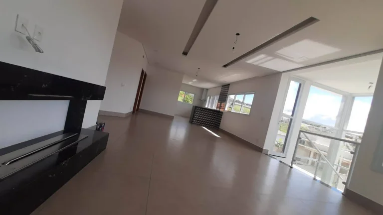 Imagem Casa no condomínio Vila Real / Bragança Paulista - SP