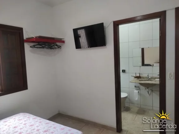 Imagem Pertinho da Orla do Itaguá - Ampla e Arejada - 3 Dormitórios (1 Suíte)