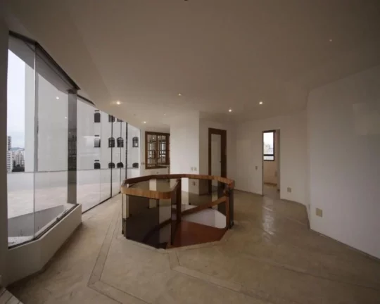 Imagem EXCELENTE OPORTUNIDADE !! Cobertura duplex em rua fechada com vista para o Vale do Pacaembu!! Origin...