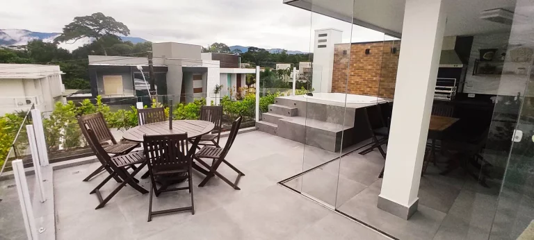 Imagem Village com 4 dormitórios à venda, 232 m por R$ 3.250.000,00 - Riviera