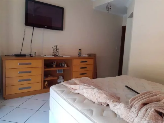Imagem Casa com 6 dormitórios à venda, 327 m² por R$ 1.800.000,00 - Canto do Forte - Praia Grande/SP
