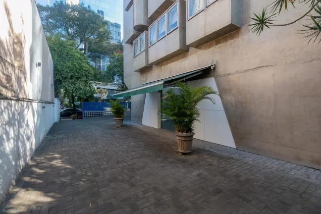 Imagem Ponto Comercial para Venda em São Paulo / SP no bairro Jardim Paulista