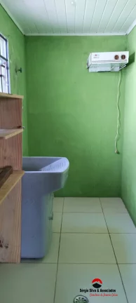 Imagem Casa para Locação Anual Localizado no Bairro Vila Sumaré em Campos do Jordã