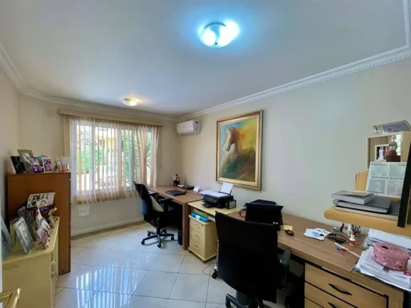 Imagem Cond São Paulo II - Casa linda, 4 suítes, piscina, gourmet, condo completo!