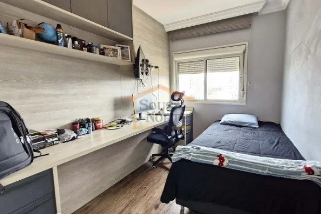 Imagem Apartamento com 9 anos de construção, totalmente reformado, com 4 dormitórios, sendo 2 suítes. C...