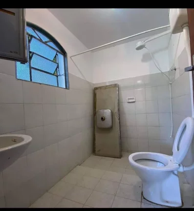 Imagem Vendo esta linda casa muito próximo ao centrinho de lumiar. Nova Friburgo