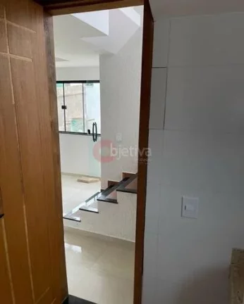 Imagem Casa Duplex nova independente de 3 quartos à venda no Guriri - Cabo Frio.