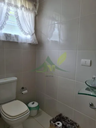Imagem Linda Chácara à Venda Pé na Água em Piracaia - Condomínio Fechado