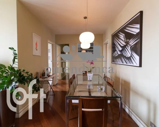 Imagem Apartamento no Alto da Lapa com 04 quartos sendo 2 suítes e 3 vagas, 123m²