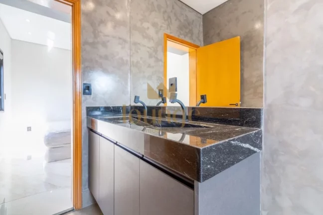 Imagem Casa À Venda em Condomínio Alphaville Zona Sul-Votorantim