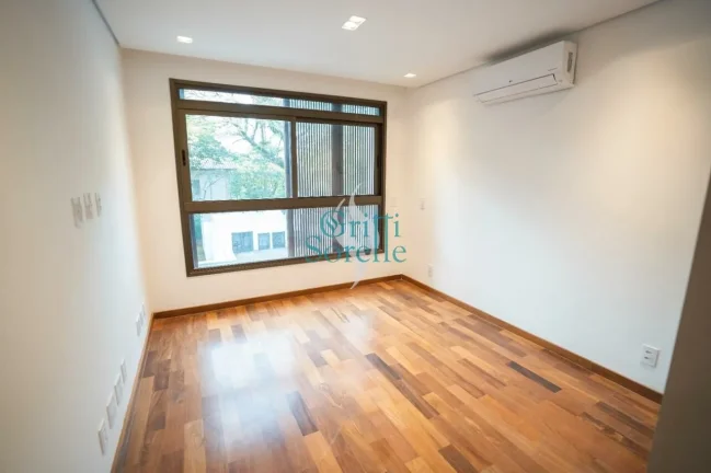 Imagem Casa de condomínio à Venda em Alto da Boa Vista - São Paulo/SP.