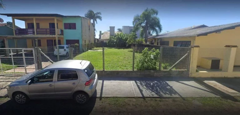 Imagem Terreno, 245m², à venda em Torres, Igra
