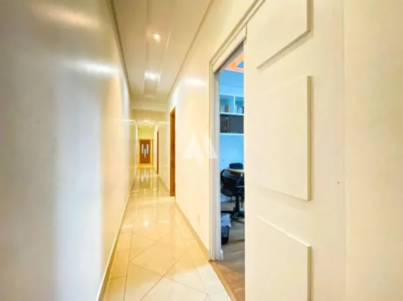 Imagem Casa com 3 quartos e 3 banheiros à Venda, 165 m² - Embaré/Santos