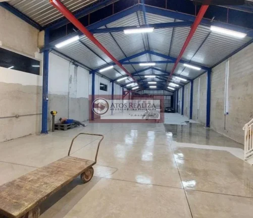 Imagem Alugo salão comercial Região de Parelheiros, excelente para oficina, fabrica, salão de festa e outros seguimentos a 60metros do centro de Parelheiros, Contem, recepção, cozinha, escritório ,vagas de garagem, Agende uma visita.