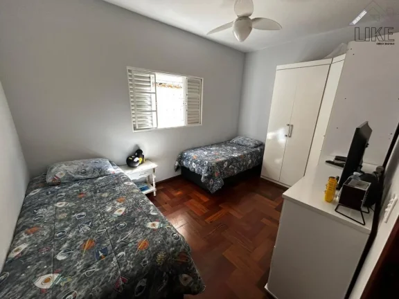 Imagem Casa à venda em São José dos Campos, Jardim das Indústrias - 250m²