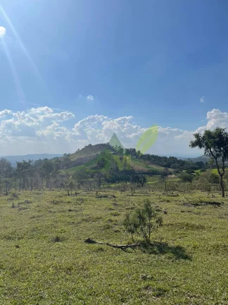Imagem Paraíso Rural em Atibaia: Natureza, Vistas Deslumbrantes e Conexão Urbana