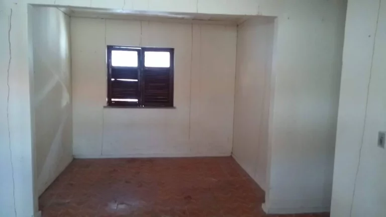 Imagem Casa no Luzia: Ótima Localização e Espaço com 160 m² - Imperdível!
