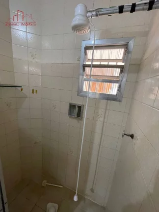 Imagem Casa Térrea - 5 Dorms - 260m².