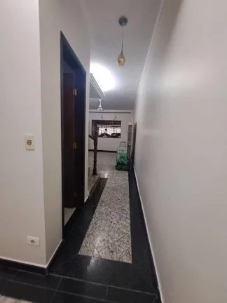 Imagem Sobrado com 3 dormitórios para alugar, 225 m² por R$ 5.000,00/mês - Vila Galvão - Guarulhos/SP