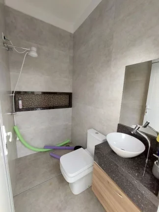 Imagem CASA TÉRREA DE ESQUINA - ACABAMENTO FINO - CONDOMÍNIO CAMPOS DO CONDE 2 - PAULÍNIA