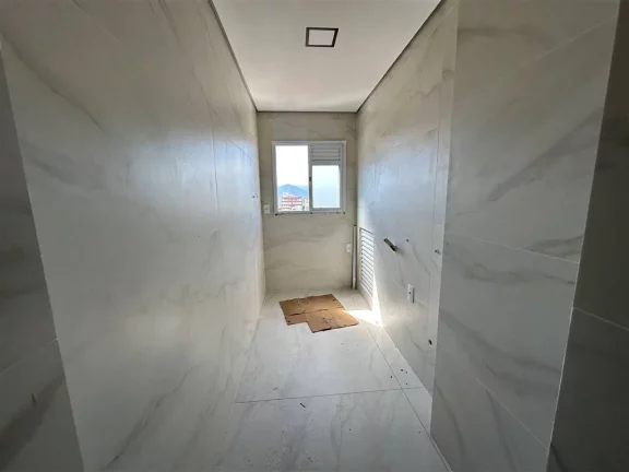 Imagem APARTAMENTO COM 218.7 m² - GUILHERMINA - PRAIA GRANDE SP