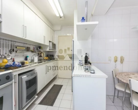 Imagem Apartamento com espaçoso living para 2 ambientes, terraço, lavabo, 3 dormitórios aconchegantes, s...